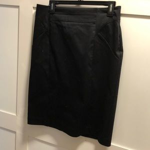 💼 Worthington Black straight skirt